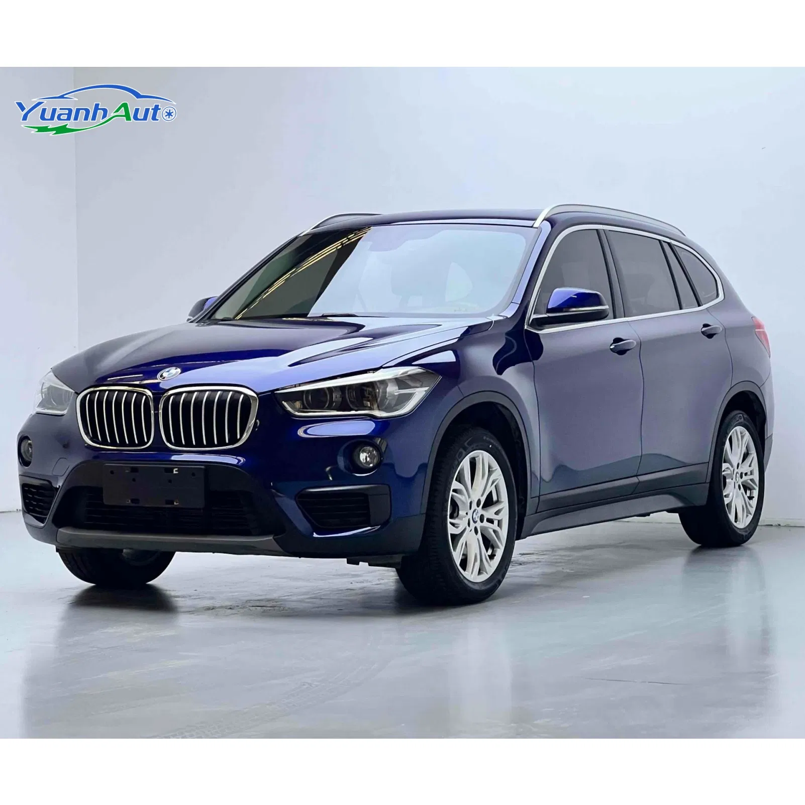 2022 X1 vehicle photo 3