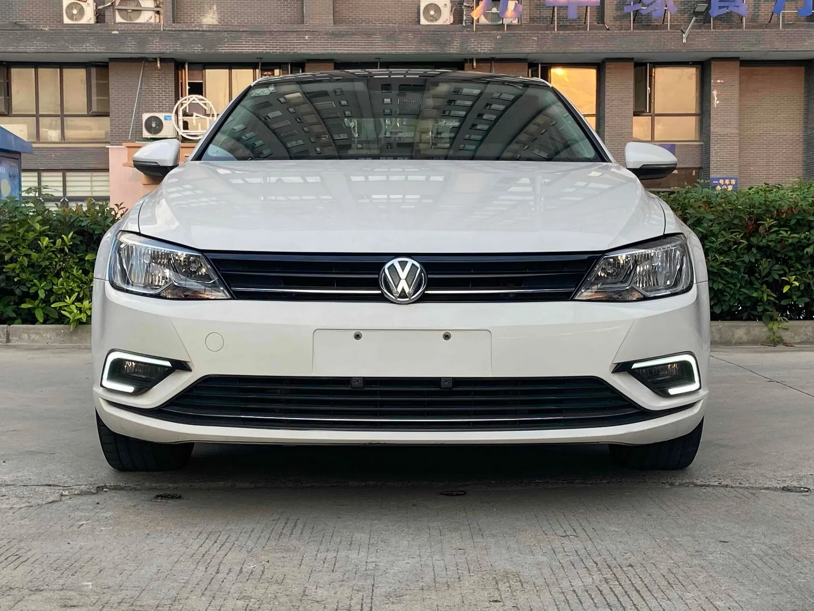 2018 Volkswagen Lamando 1.4T Petrol Sedan — source image 9