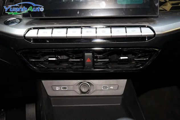 MG 5 Sedan — source image 11