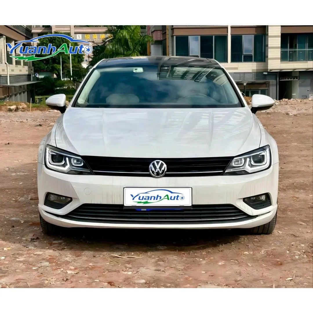 2015 Lamando vehicle photo 4