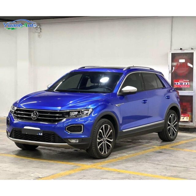 2021 T-Roc vehicle photo 1