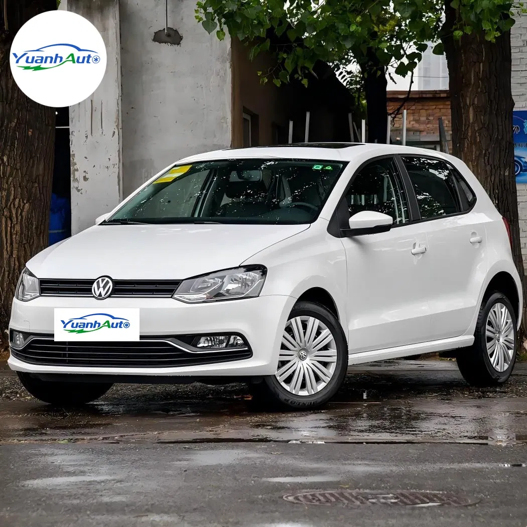 2013 VW Polo vehicle photo 3