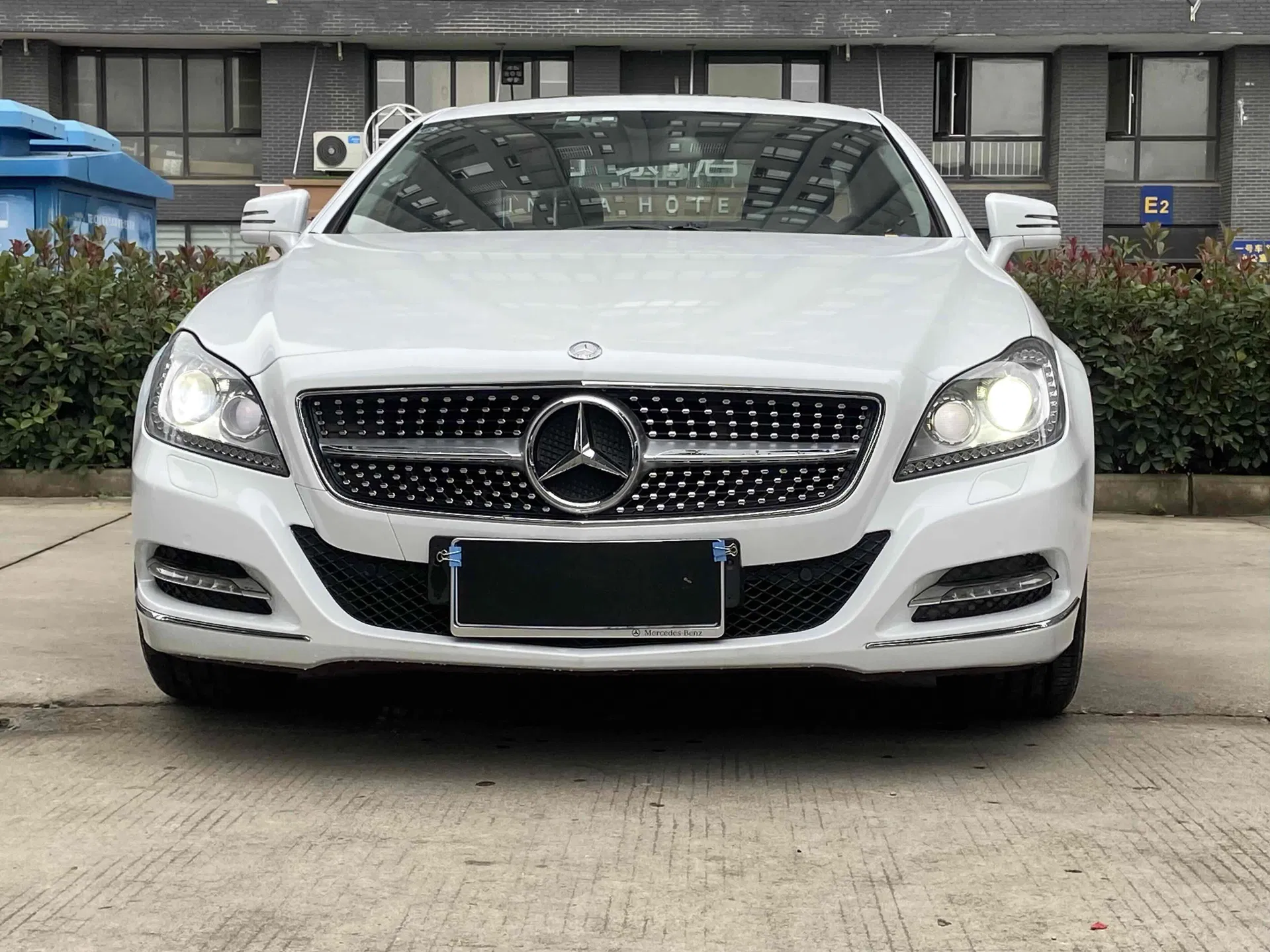 2012 Mercedes-Benz CLS Petrol Sedan — source image 9