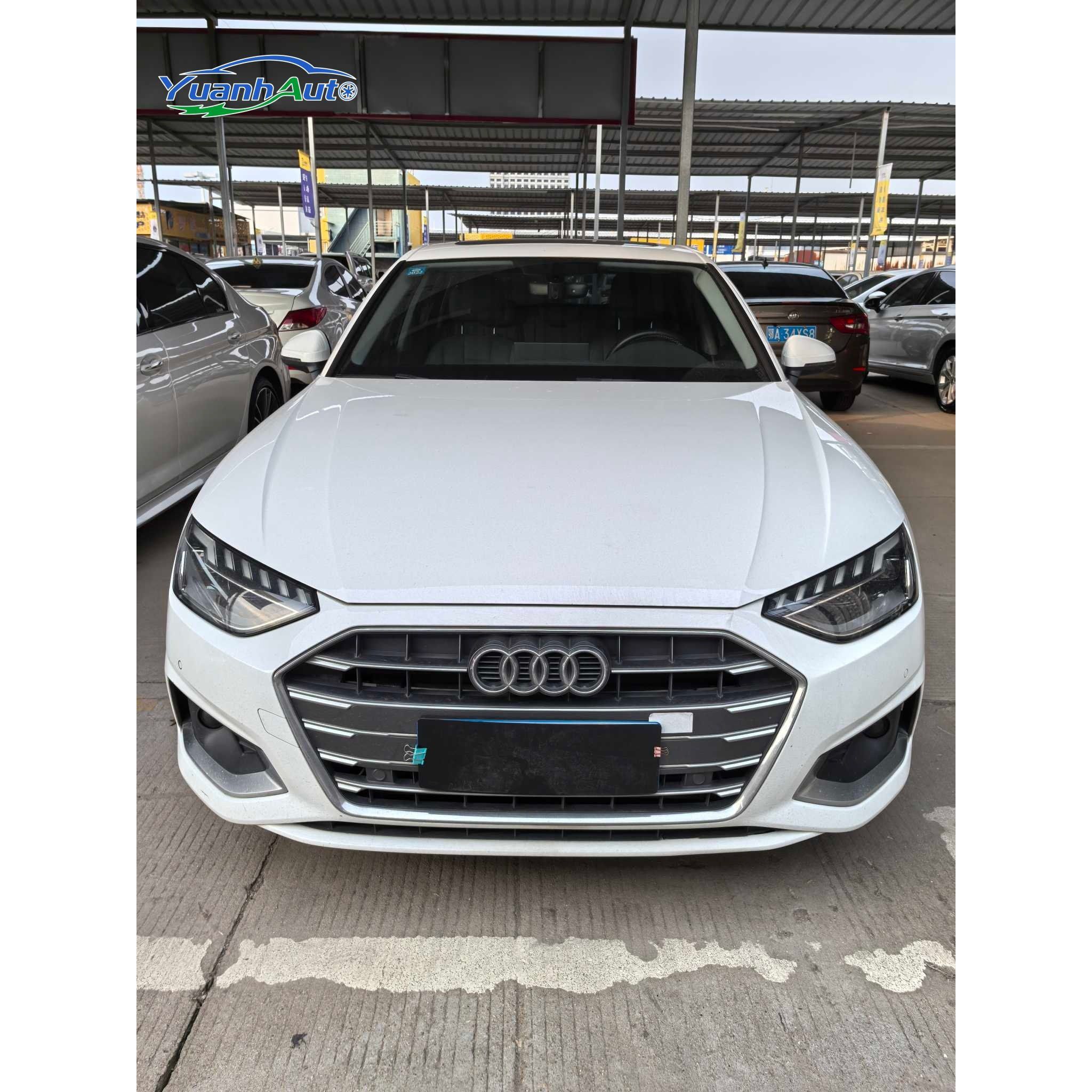 2020 Audi A4L vehicle photo 1