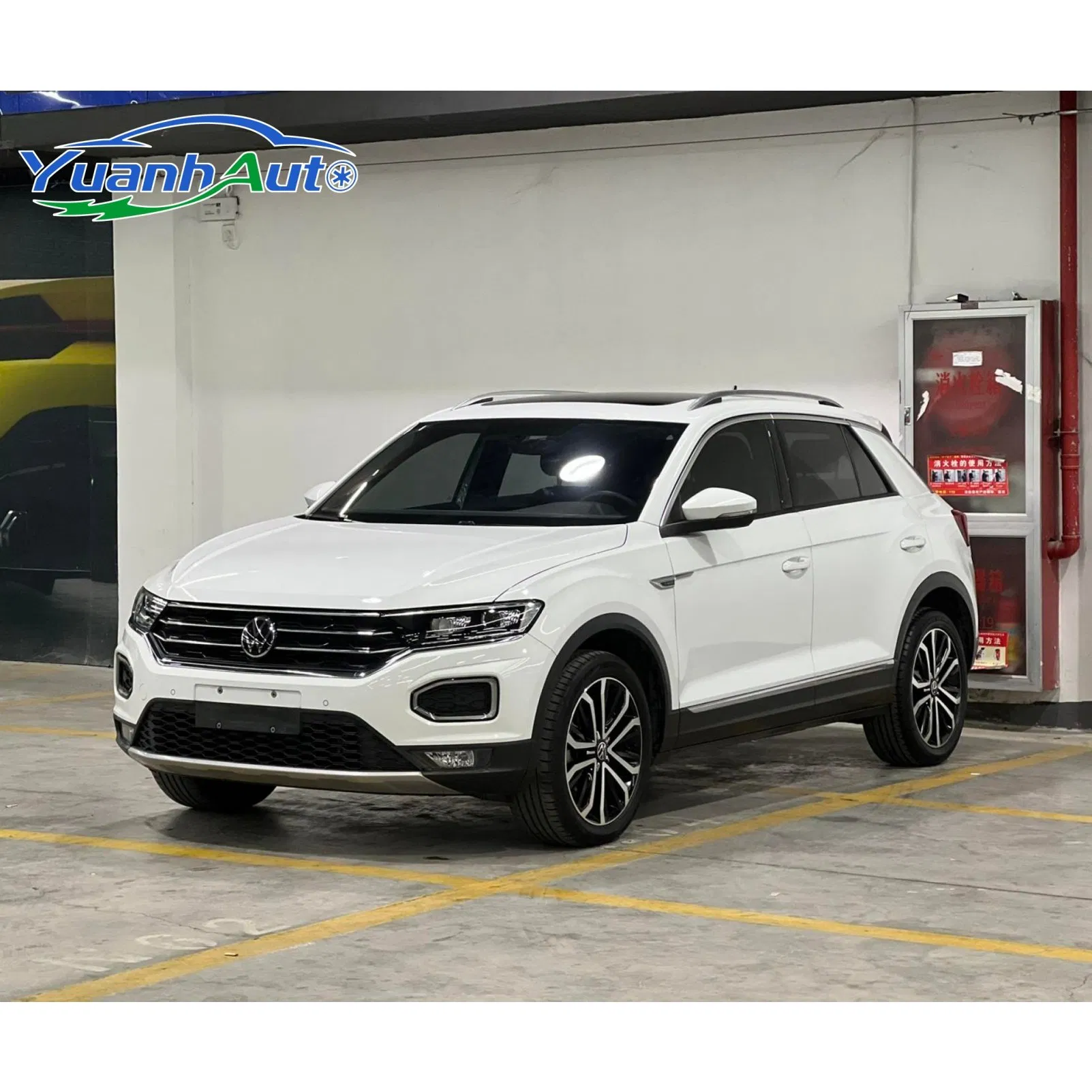 2021 T-Roc vehicle photo 3