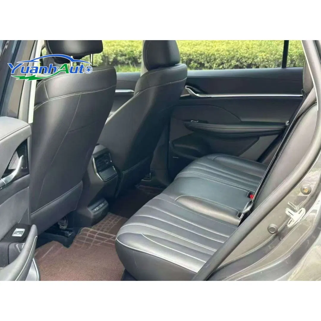 2022 Roewe RX5 MAX Luxury 1.5T Petrol SUV — source image 12