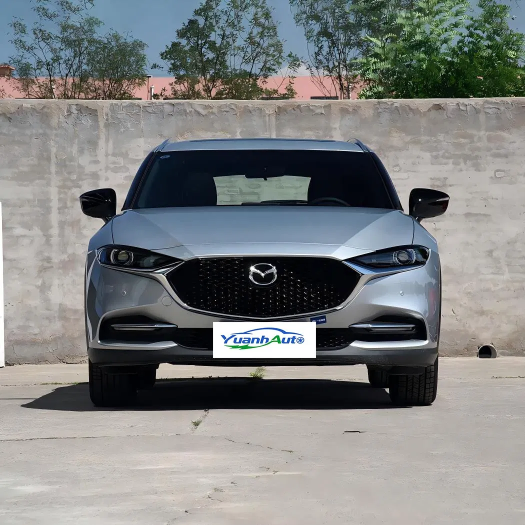 2018 Mazda CX4 vehicle photo 3