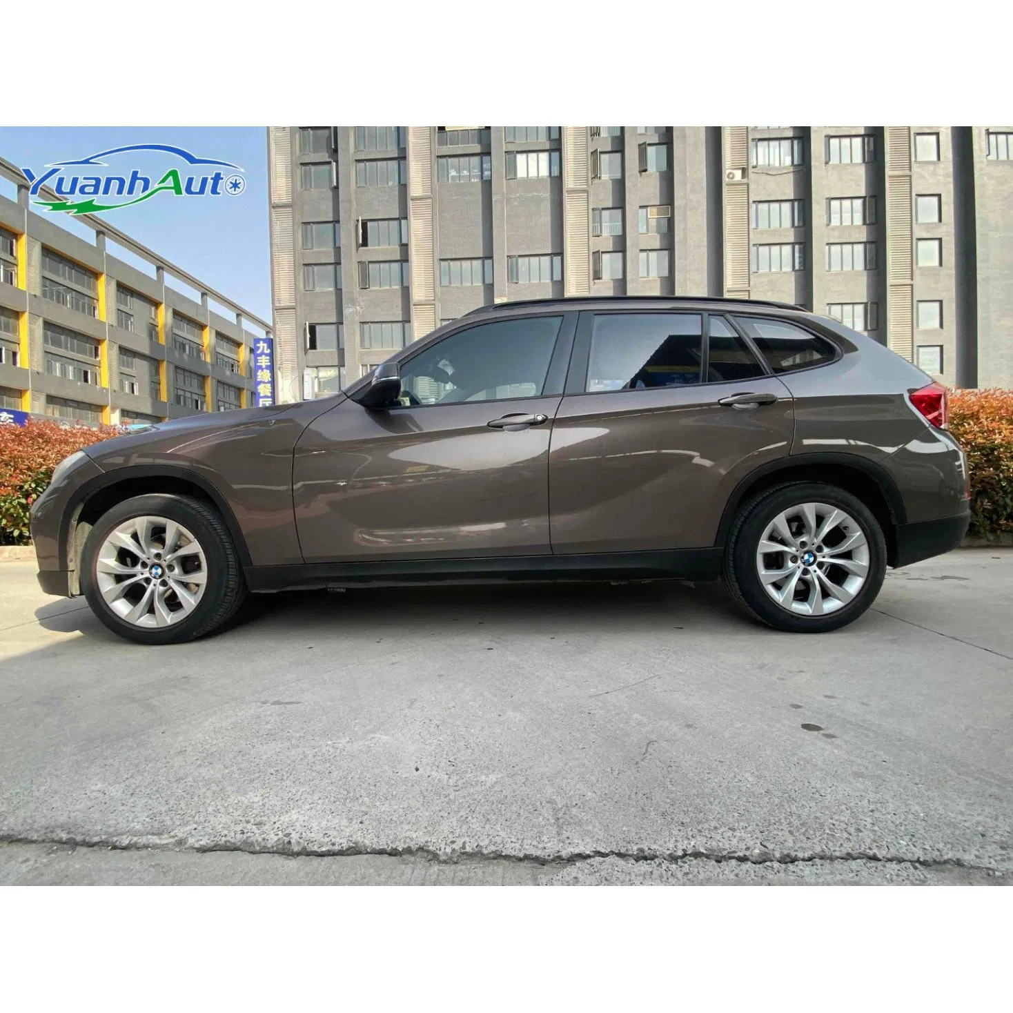 2013 BMW X1 vehicle photo 5
