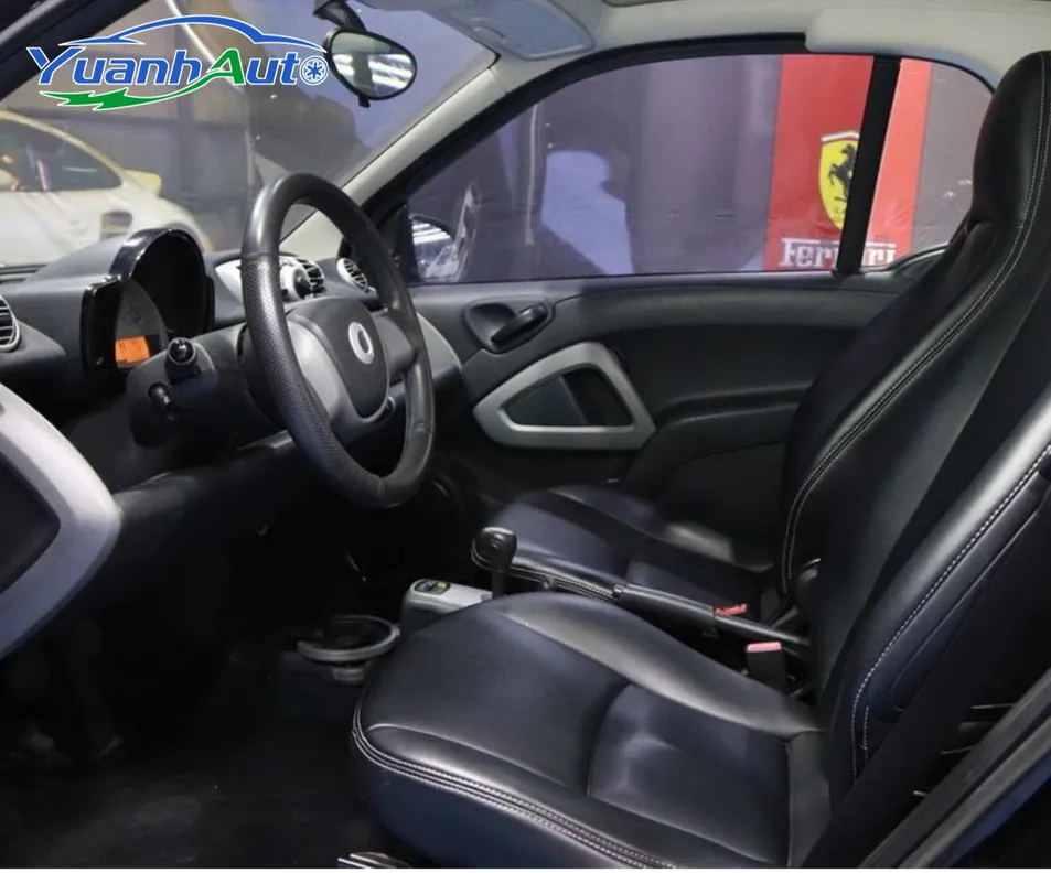2011 smart fortwo Petrol Hatchback — source image 14