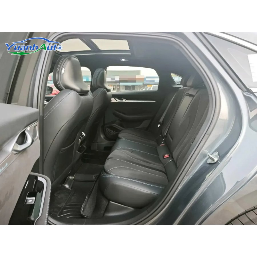 2025 Geely Preface vehicle photo 4
