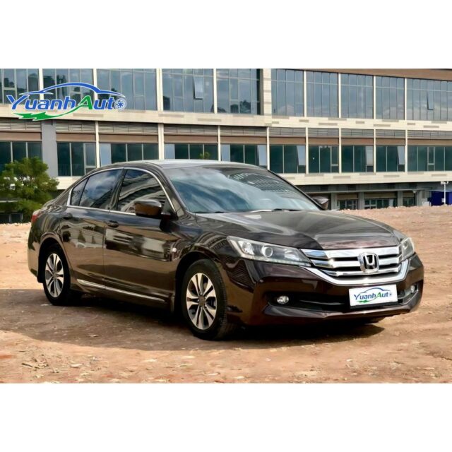 2015 Honda Accord vehicle photo 1