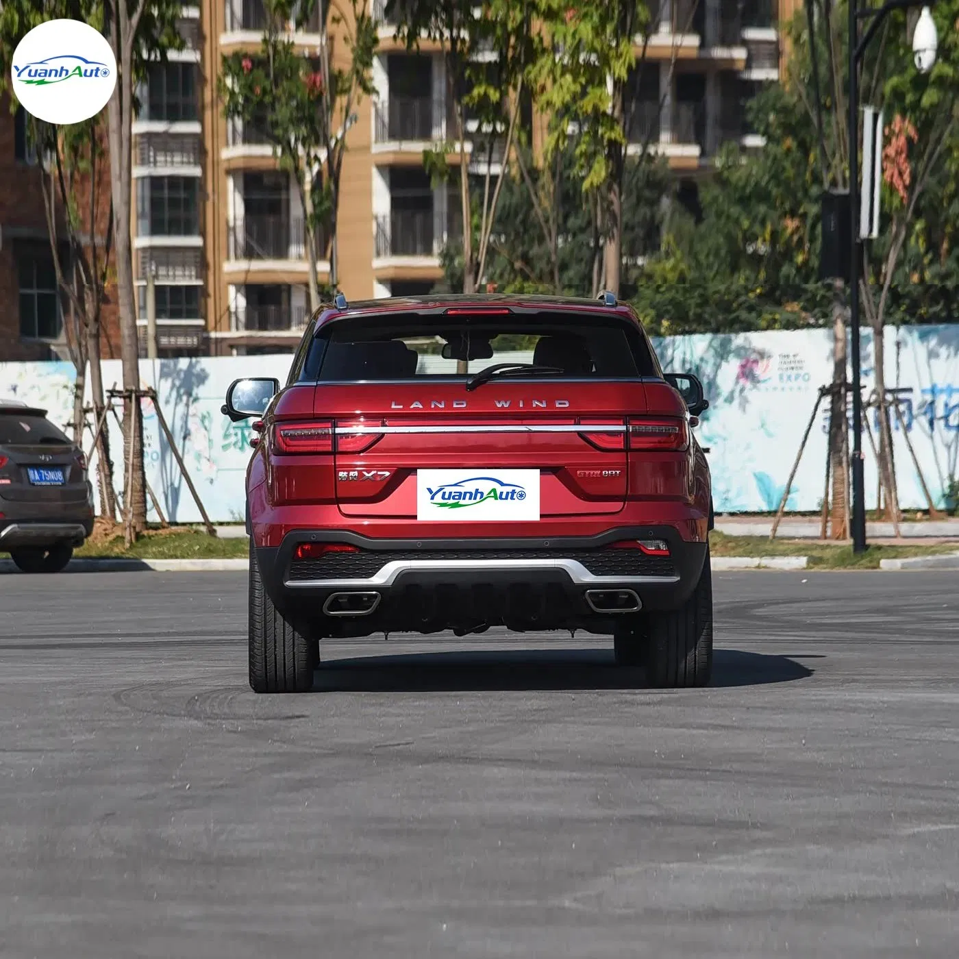 Landwind X7 vehicle photo 6