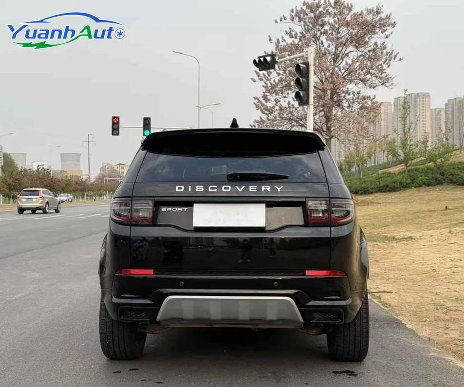 2024 Land Rover Discovery Sport SUV — source image 11