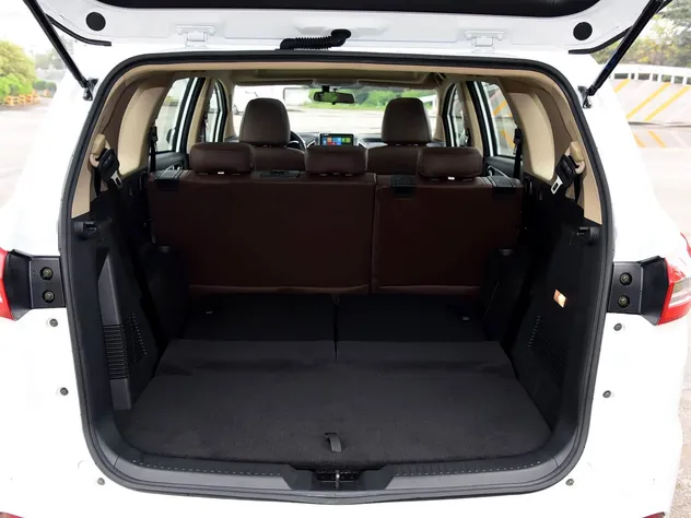 2017 Lifan Xuanlang 1.5T MPV — source image 16
