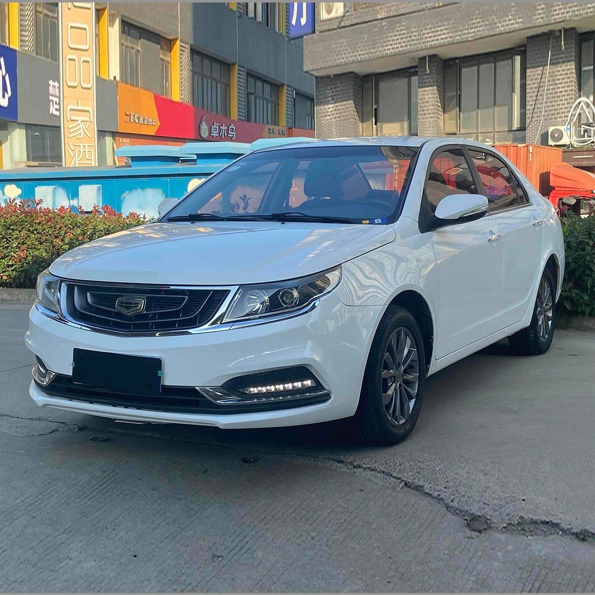 2017 Geely Vision vehicle photo 1