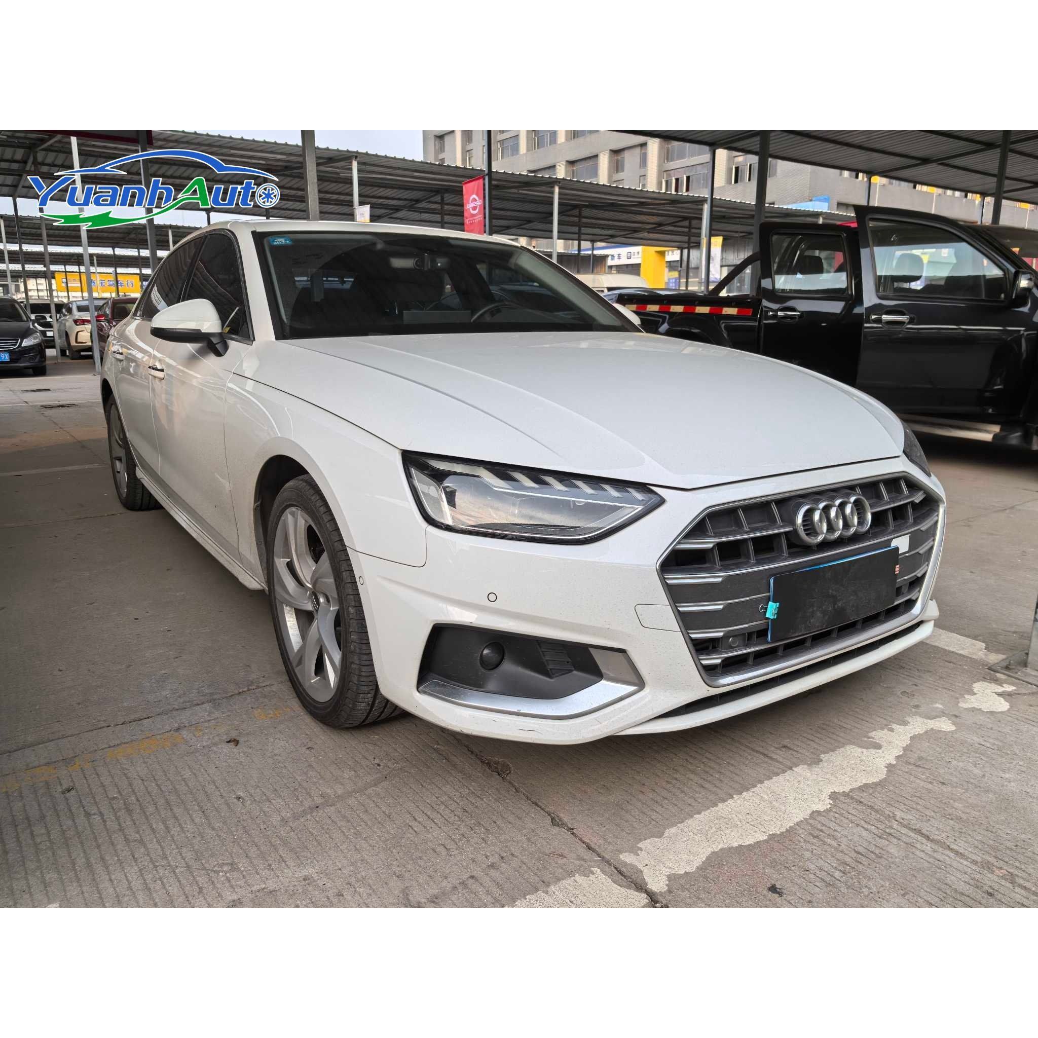 2020 Audi A4L vehicle photo 1