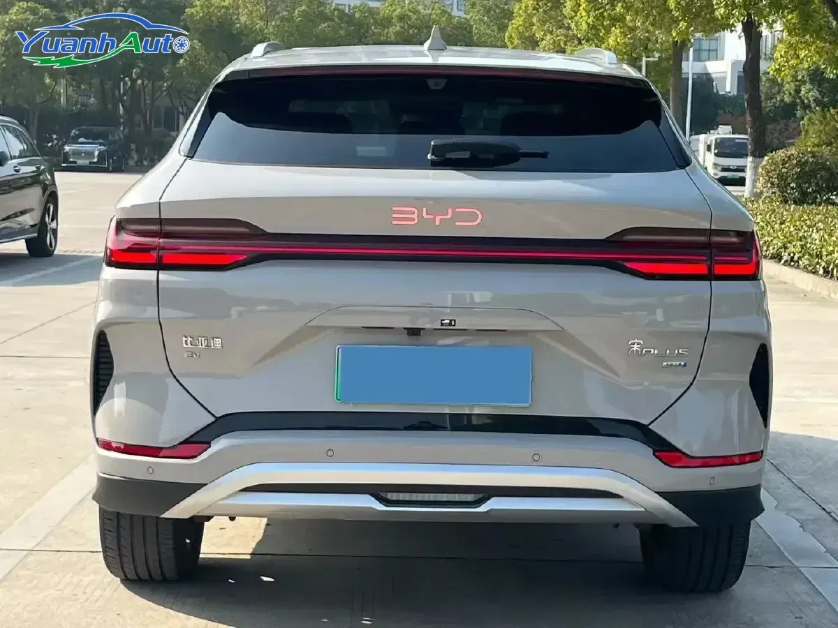 2025 BYD Song Plus Hybrid SUV — source image 12