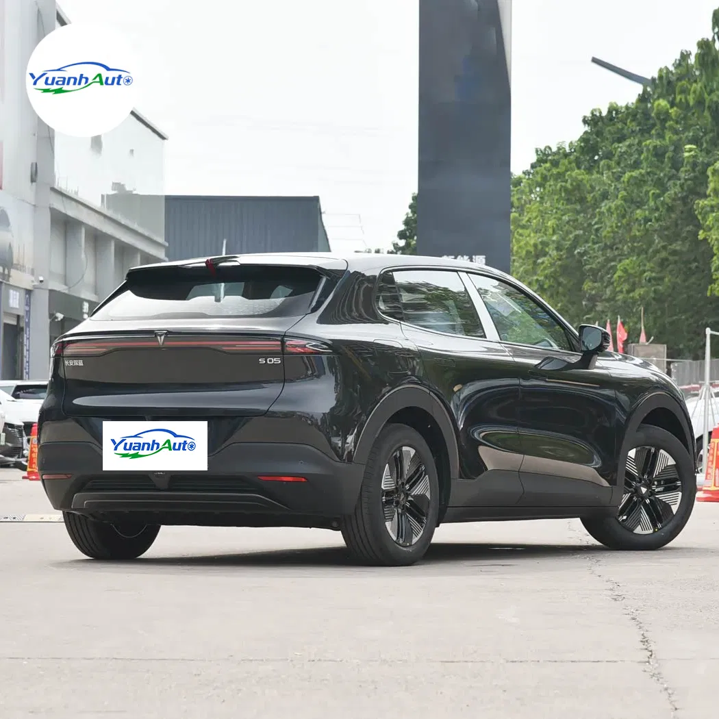 Changan S05 vehicle photo 7