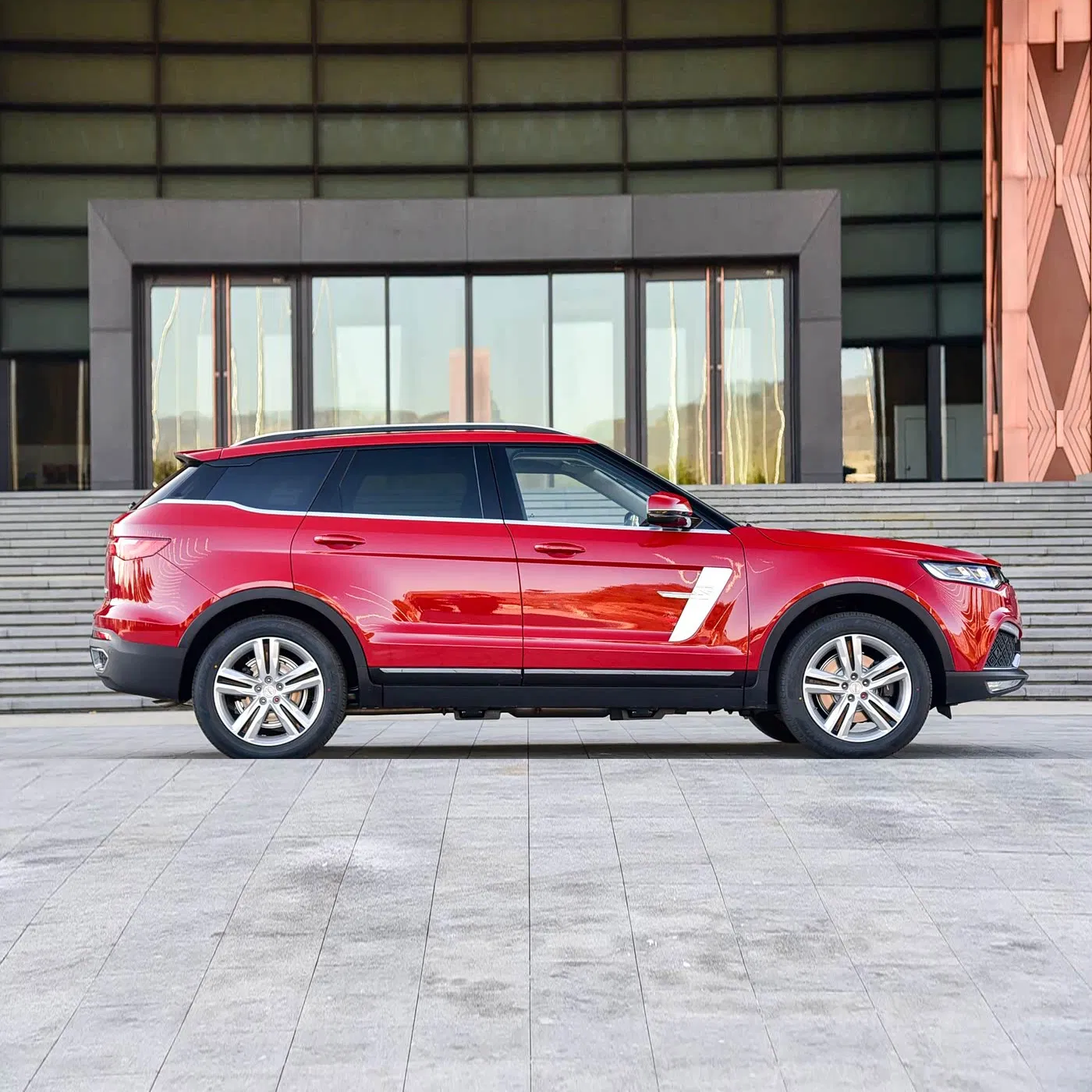 Zotye T700 2.0T Petrol SUV — source image 10