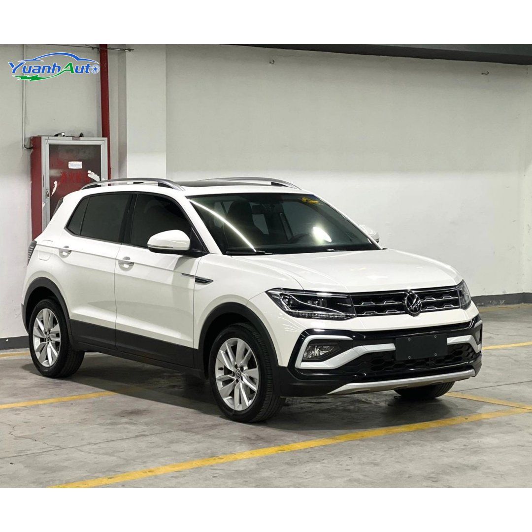 2022 Tiguan vehicle photo 1