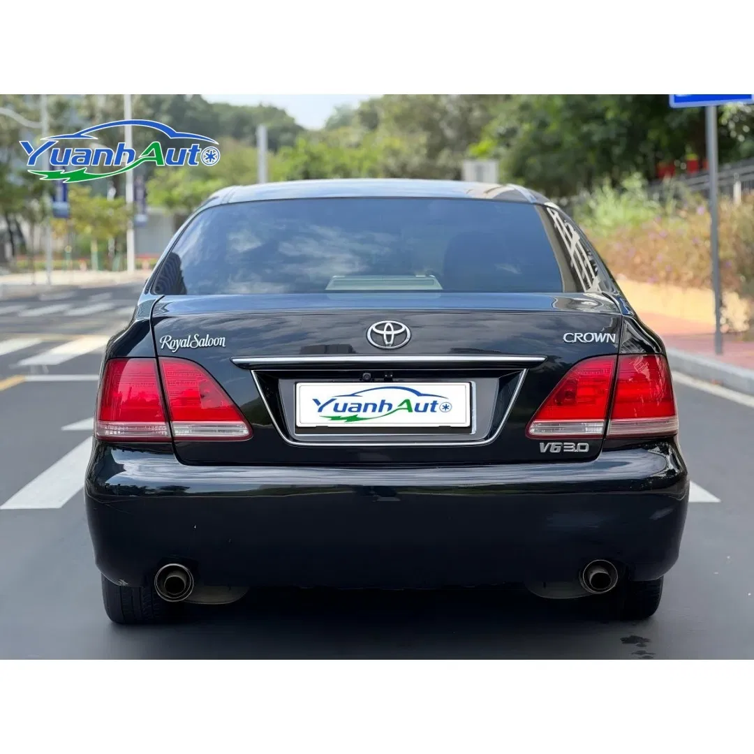 2005 Toyota Crown 3.0L Petrol Sedan — source image 11