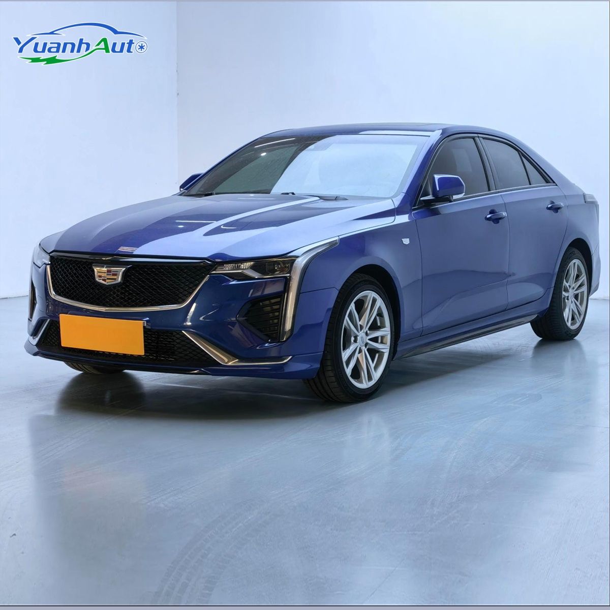 2022 Cadillac CT4 Petrol Sedan — source image 1
