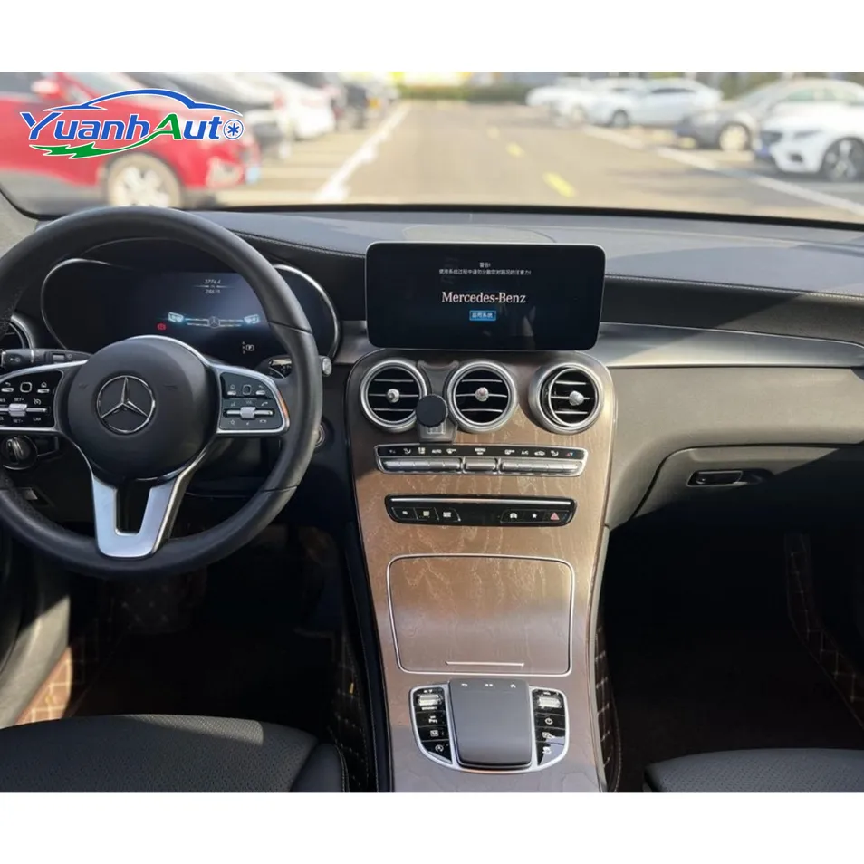 2020 Mercedes-Benz GLC 300L SUV — source image 14