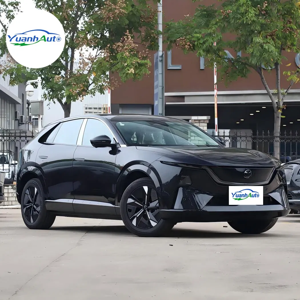 2025 Mazda Ez-60 vehicle photo 4