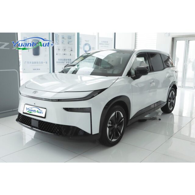 Toyota Bz3X vehicle photo 1