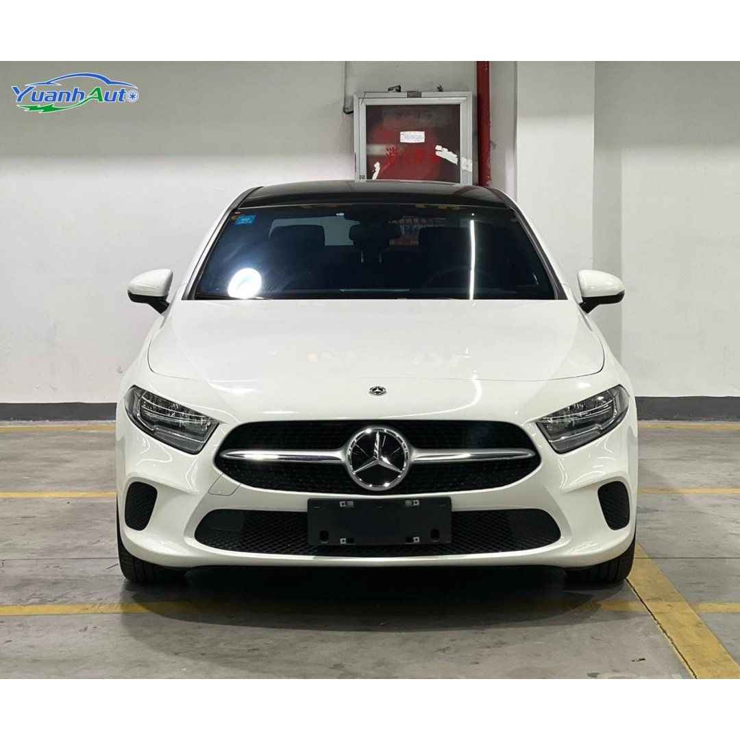 2022 Mercedes-Benz A 180 L vehicle photo 1