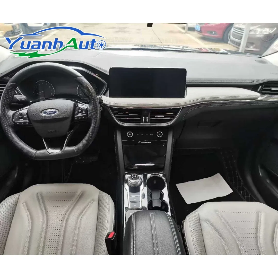 Ford Escape Ecoboost vehicle photo 6