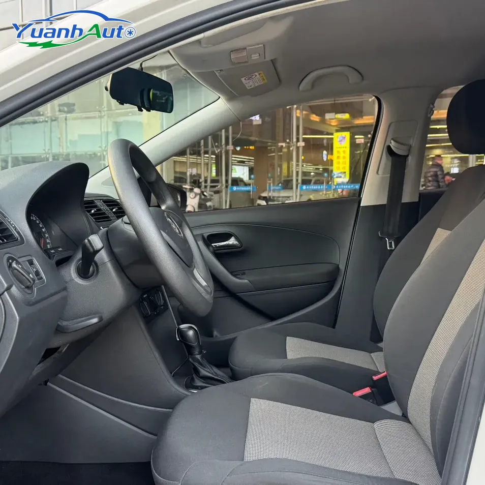 2016 Volkswagen Polo 1.4L Petrol — source image 15