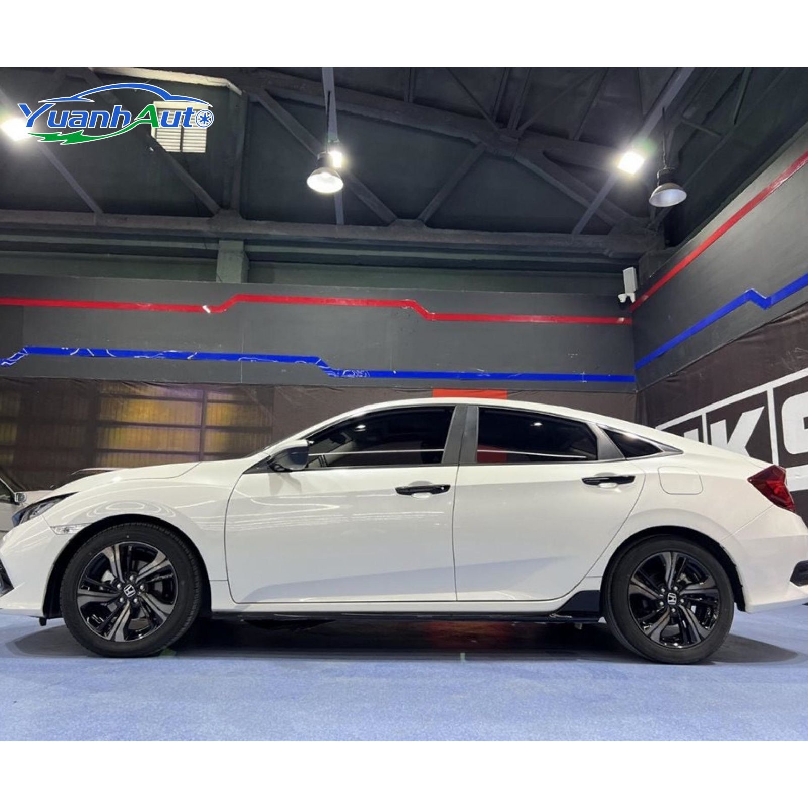 2019 Honda civic vehicle photo 1