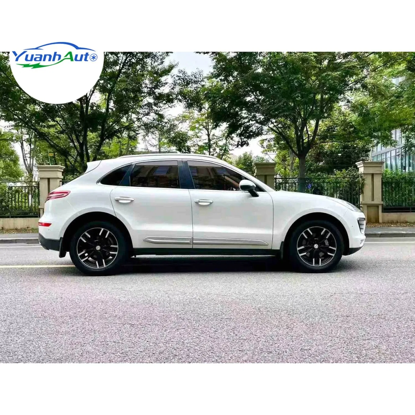2017 Zotye SR9 vehicle photo 4