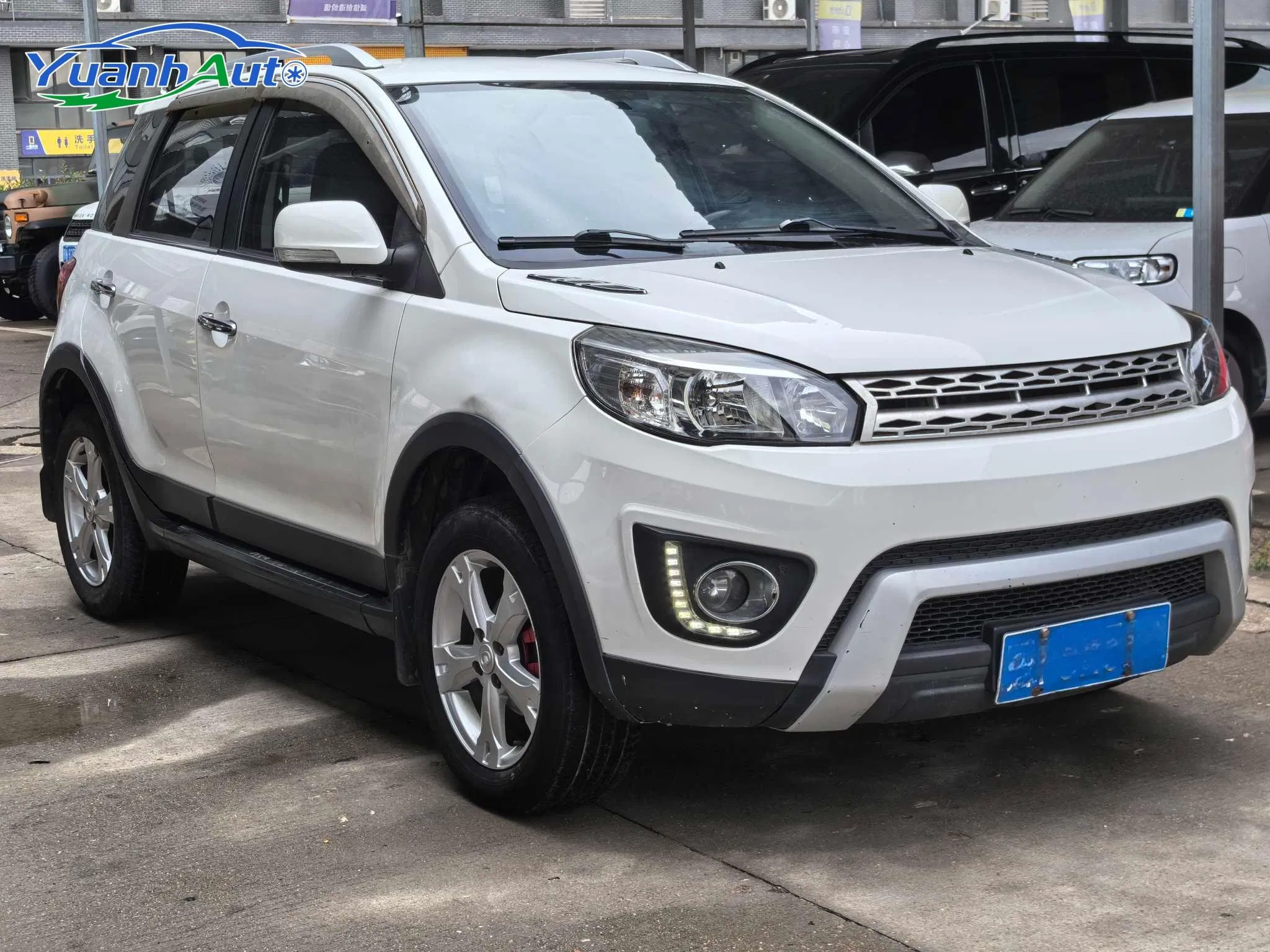 2012 Great Wall M4 vehicle photo 4