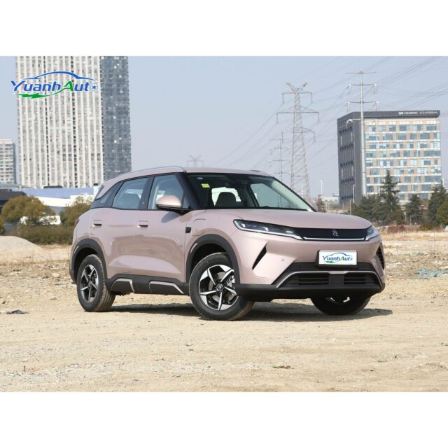 BYD Yuan UP vehicle photo 1