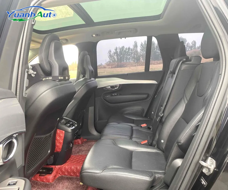 2016 Volvo XC90 SUV — source image 13