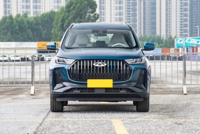 2023 Chery Tiggo 8 vehicle photo 1
