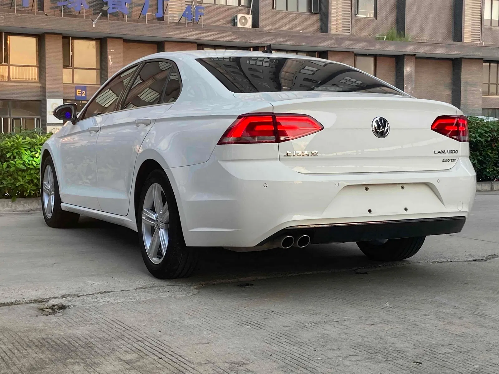 2018 Volkswagen Lamando 1.4T Petrol Sedan — source image 14
