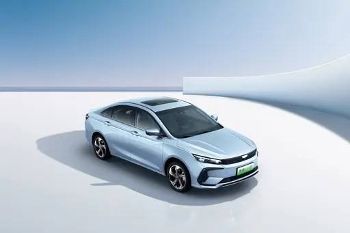 Geely Emgrand L Hip vehicle photo 3