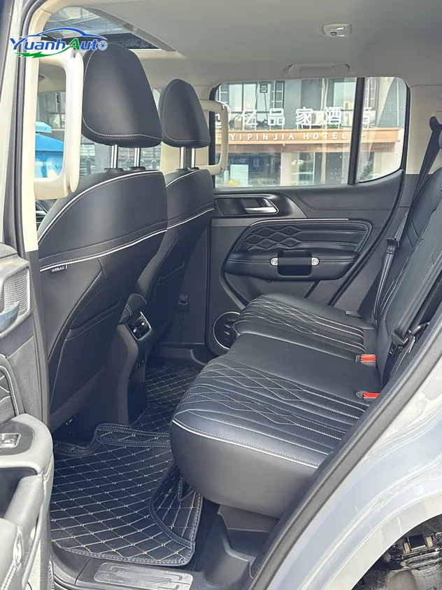 2021 Tank 300 Petrol SUV — source image 16