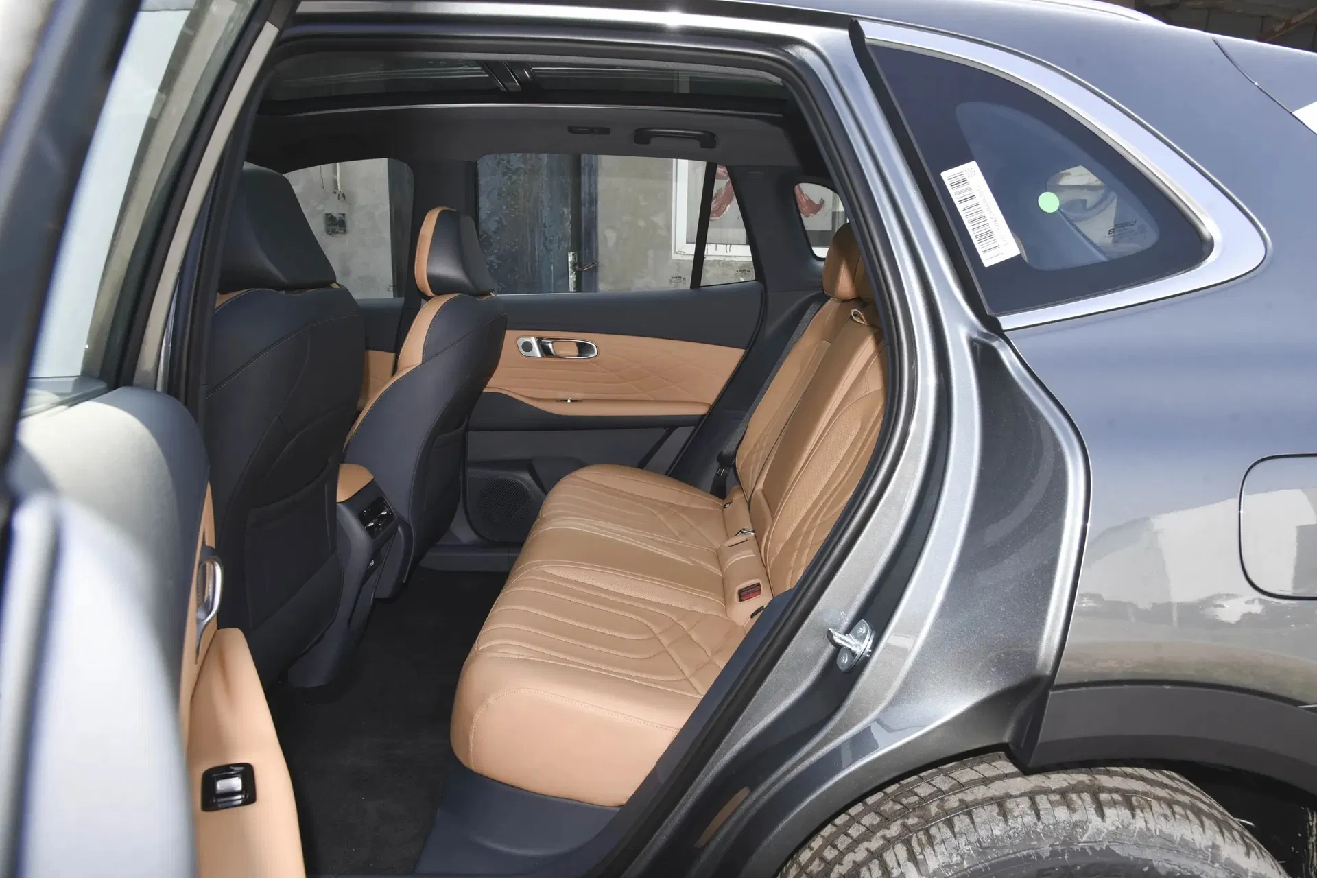 2025 Geely Galaxy Starship 7 Hybrid SUV — source image 9