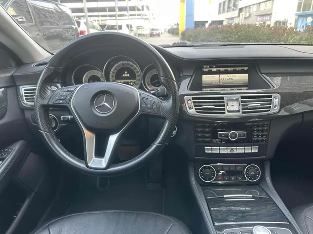 2012 Mercedes-Benz CLS Petrol Sedan — source image 19