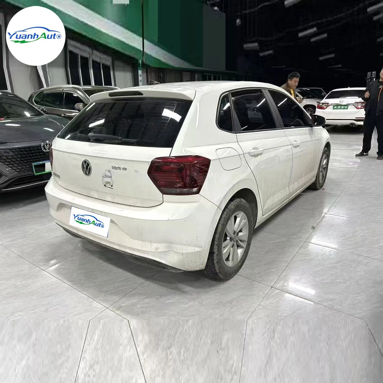 2023 Polo vehicle photo 7