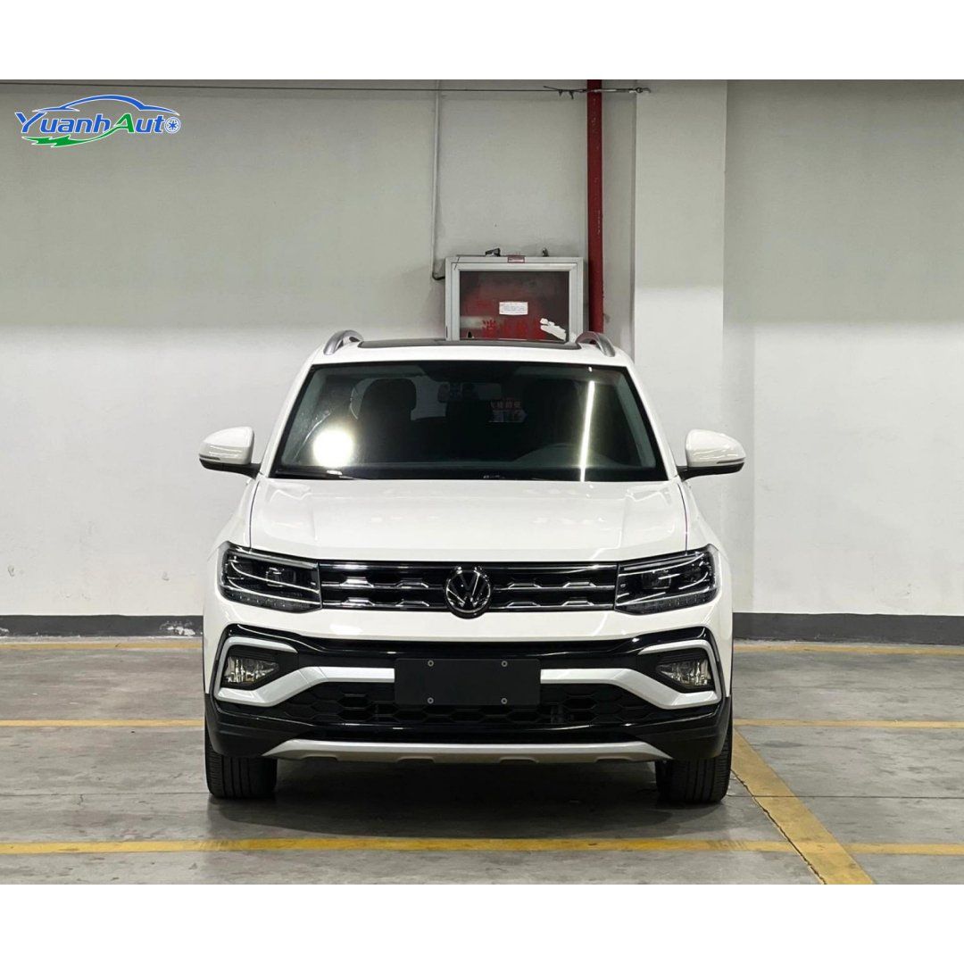 2022 Tiguan vehicle photo 1