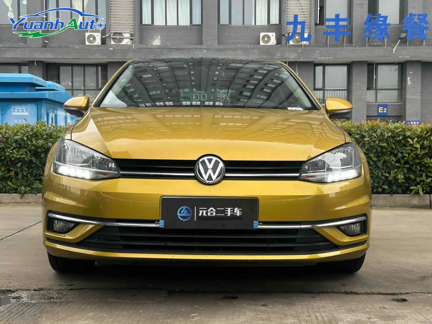 2018 Volkswagen Golf Petrol Hatchback — source image 3
