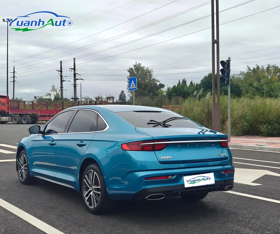 2021 Geely Preface Prestige 2.0T Petrol Sedan — source image 12
