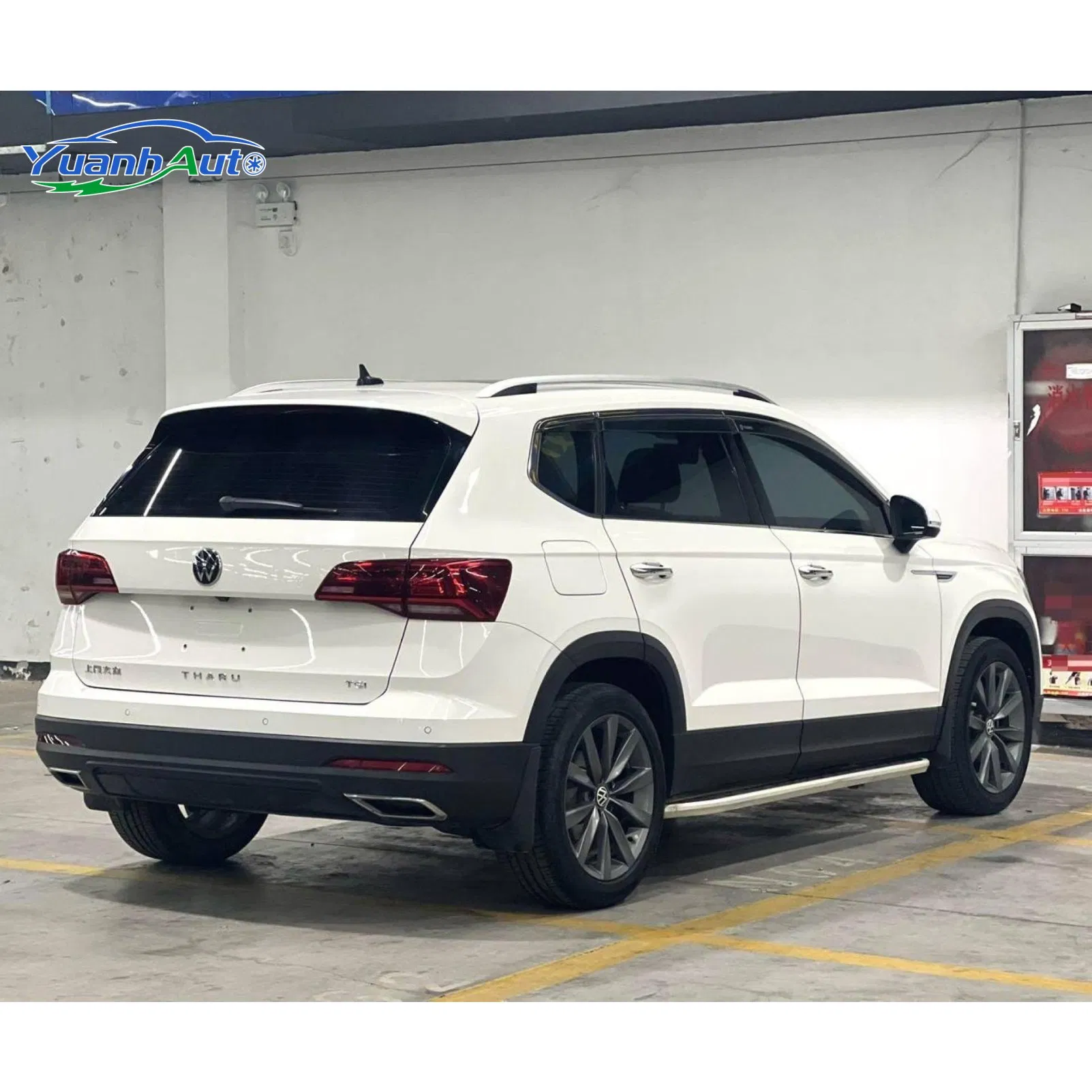 2022 Tiguan vehicle photo 5