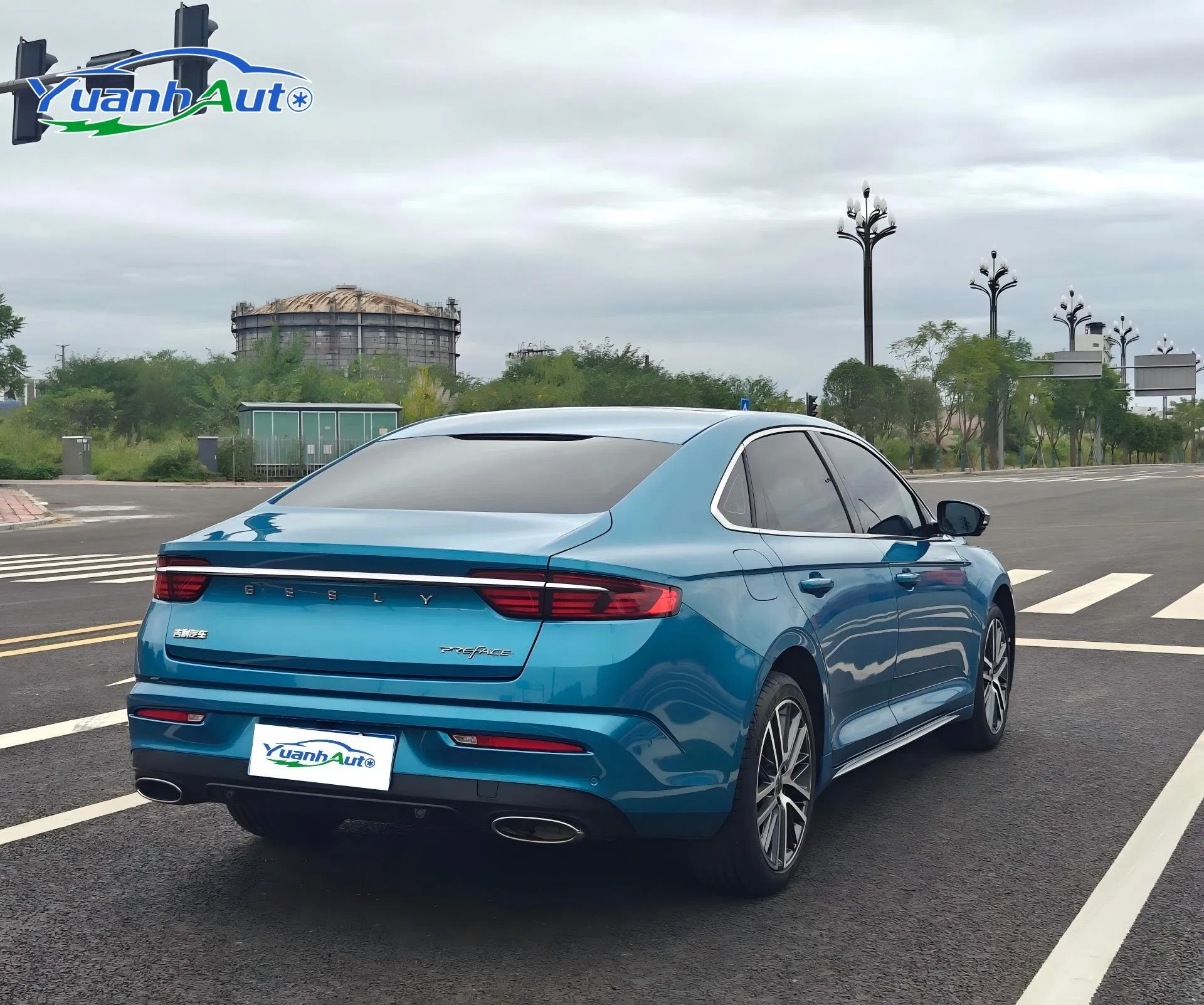 2021 Geely Preface vehicle photo 3
