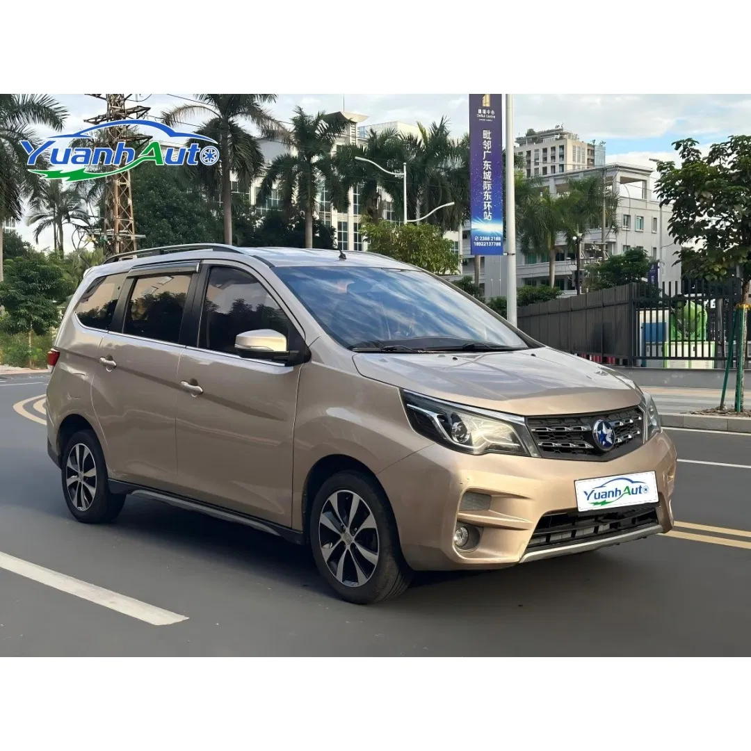 2017 Changan Venucia M50V vehicle photo 4